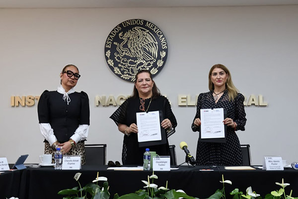 INE y FGE Puebla firman Convenio de Colaboración en materia de Identificación Humana