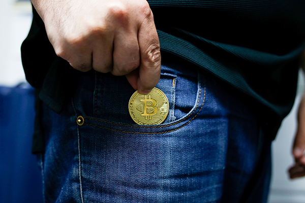 Delitos con criptomonedas superan los 60,000 millones de dólares en 2025