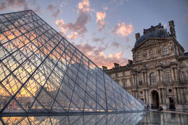 El Louvre, el museo más visitado del mundo, está pobre en cámaras de vigilancia