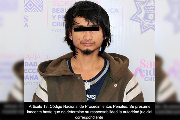 Lo sorprendieron fumando una pipa con cristal; traía 20 dosis más