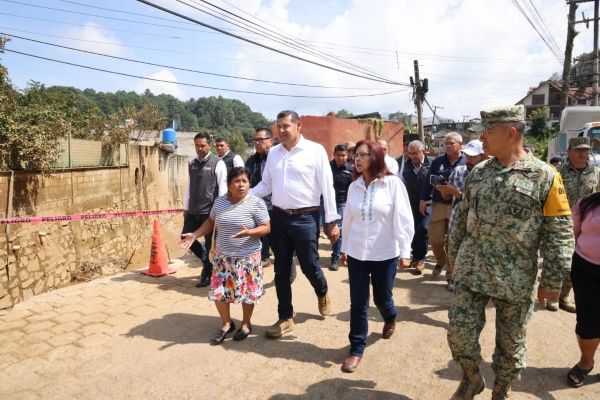 Gobernador Armenta supervisa limpieza y reconstrucción en Huauchinango