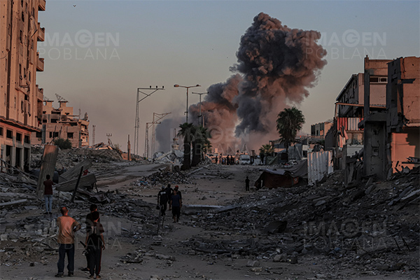 Las Fuerzas de Defensa de Israel atacan la ciudad de Gaza