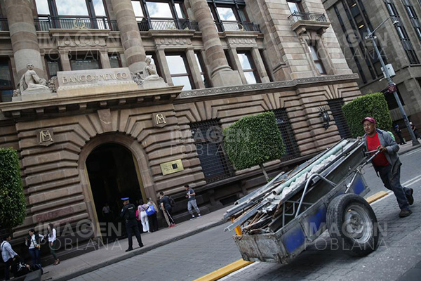 HR Ratings mejora a estable la perspectiva de la calificación crediticia de México