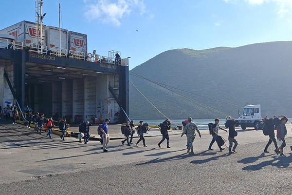 México investiga posible explotación de 27 adolescentes tras rescate en altamar