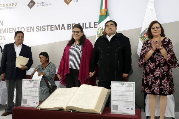 SEDIF instala módulo de expedición de actas de nacimiento