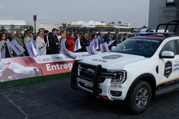 Armenta fortalece seguridad en Puebla con entrega de 111 vehículos y ...